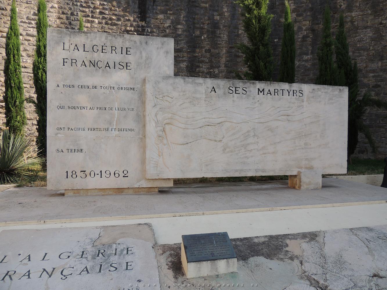 2018 07 05 A TOULON HOMMAGE AU MASSACRE DU 5 07 1962 A ORAN PAR MARCEL MORVAN (4).JPG -           